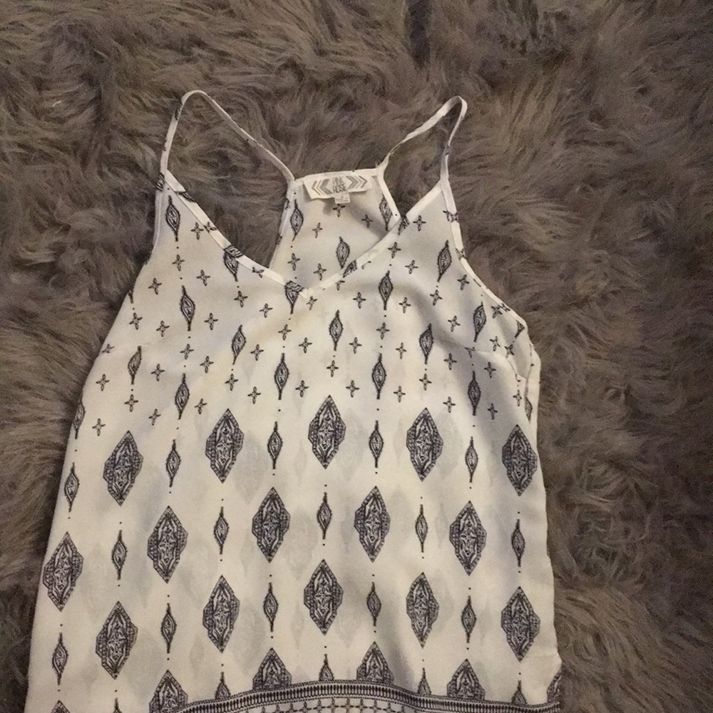White and black patterned tank top